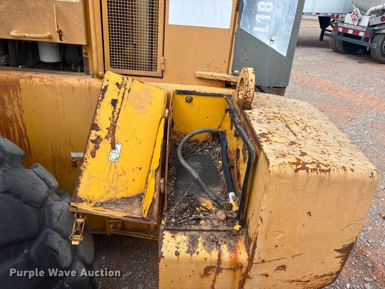 image for item YA2772 1999 Volvo L180C wheel loader