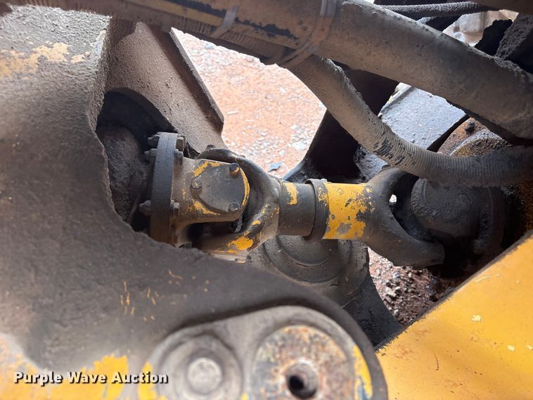 image for item YA2772 1999 Volvo L180C wheel loader