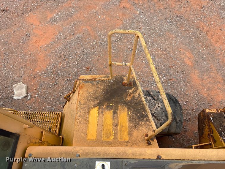 image for item YA2772 1999 Volvo L180C wheel loader