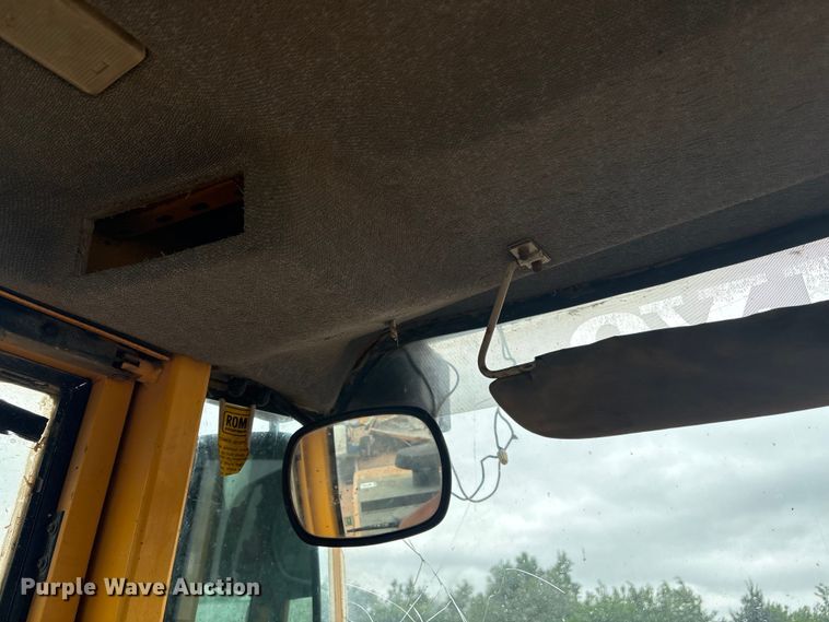 image for item YA2772 1999 Volvo L180C wheel loader