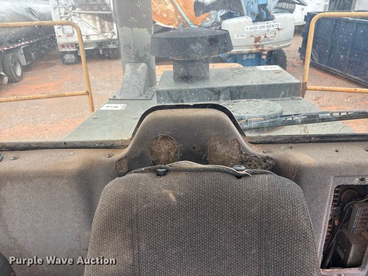 image for item YA2772 1999 Volvo L180C wheel loader