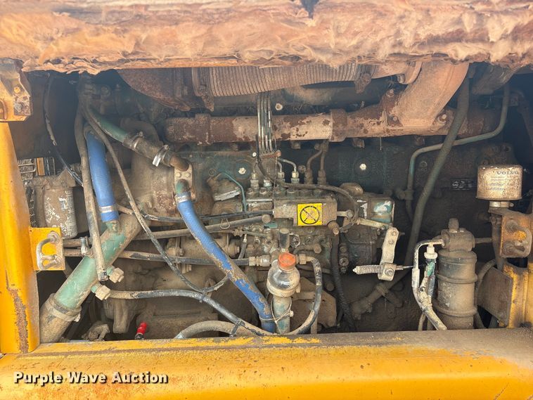 image for item YA2772 1999 Volvo L180C wheel loader