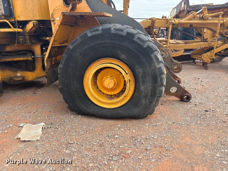 image for item YA2772 1999 Volvo L180C wheel loader