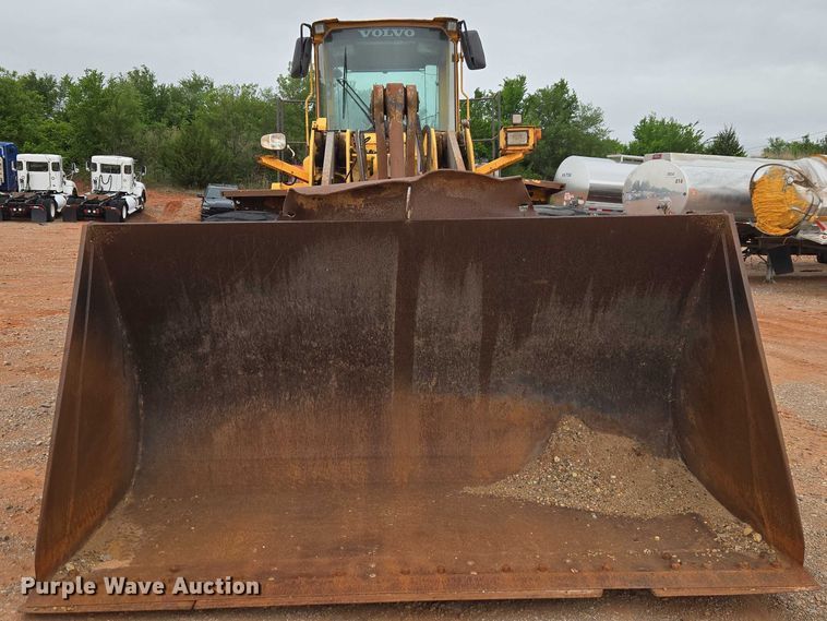 image for item YA2777 Volvo L180E wheel loader