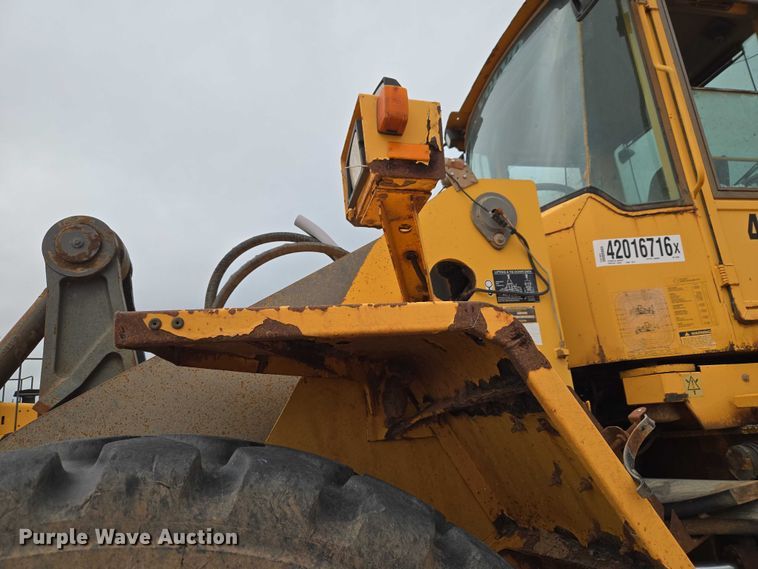 image for item YA2777 Volvo L180E wheel loader