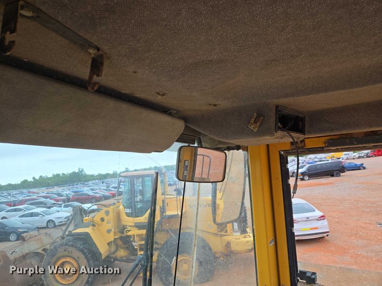 image for item YA2777 Volvo L180E wheel loader