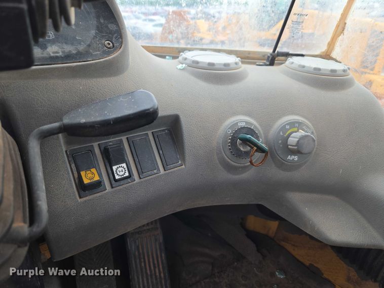 image for item YA2777 Volvo L180E wheel loader