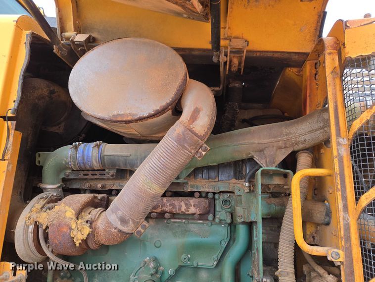 image for item YA2777 Volvo L180E wheel loader