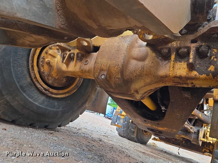 image for item YA2777 Volvo L180E wheel loader