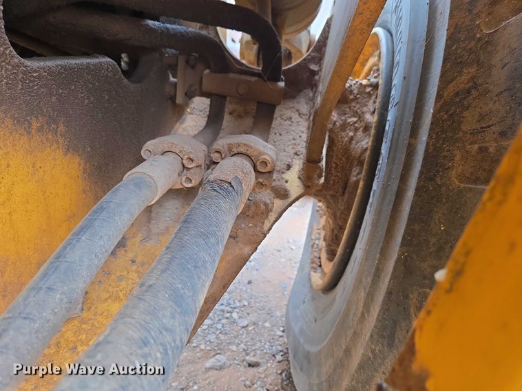image for item YA2777 Volvo L180E wheel loader