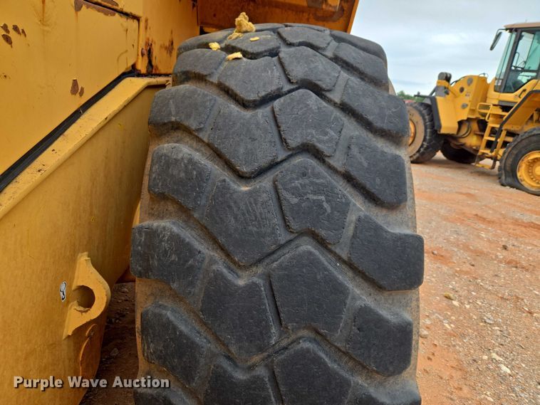 image for item YA2777 Volvo L180E wheel loader