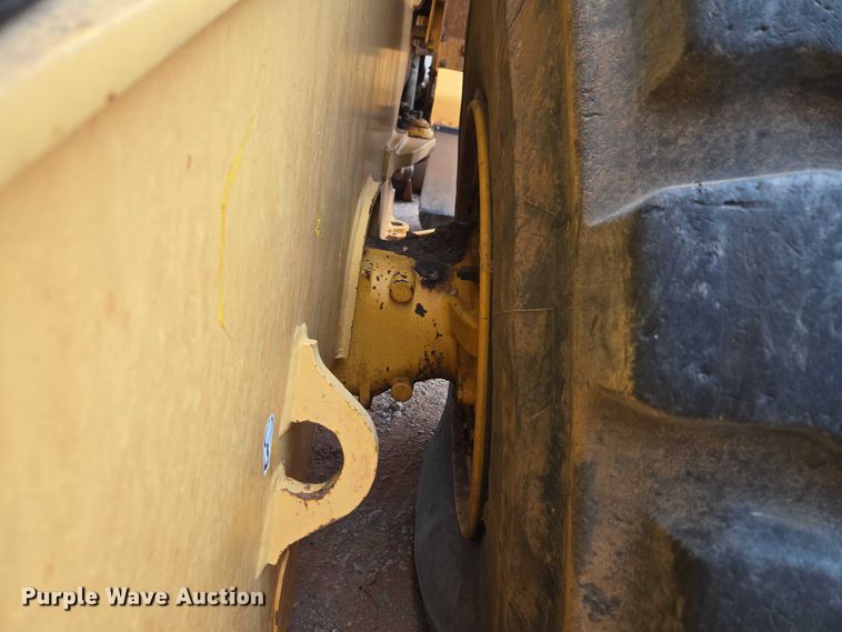 image for item YA2777 Volvo L180E wheel loader
