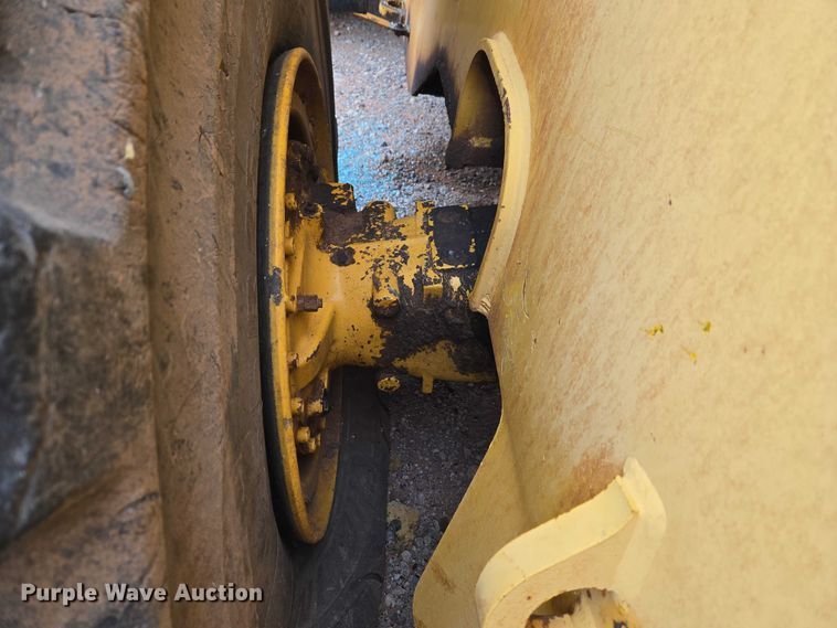 image for item YA2777 Volvo L180E wheel loader