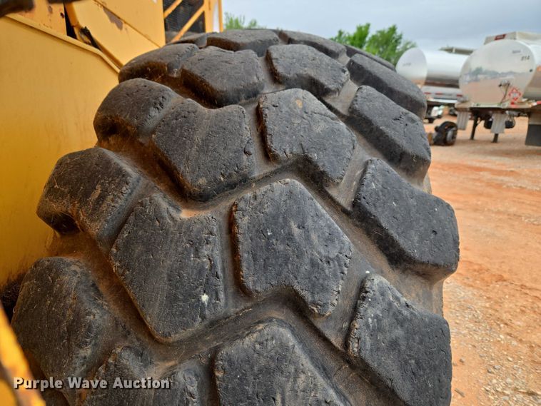 image for item YA2777 Volvo L180E wheel loader