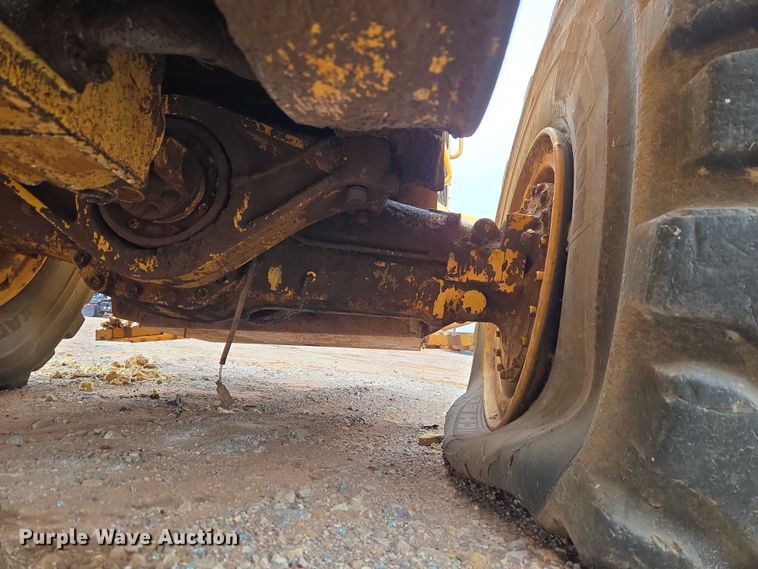image for item YA2777 Volvo L180E wheel loader