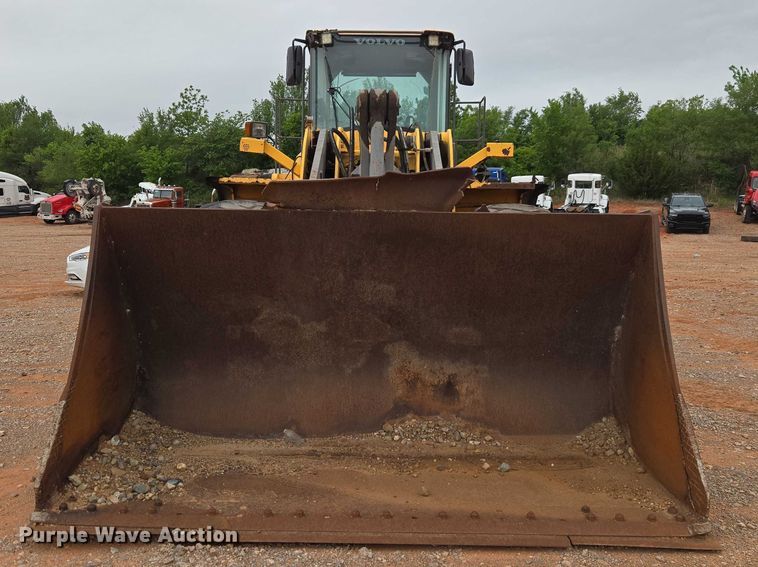 image for item YA2778 2009 Volvo L180F wheel loader