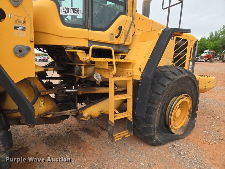 image for item YA2778 2009 Volvo L180F wheel loader