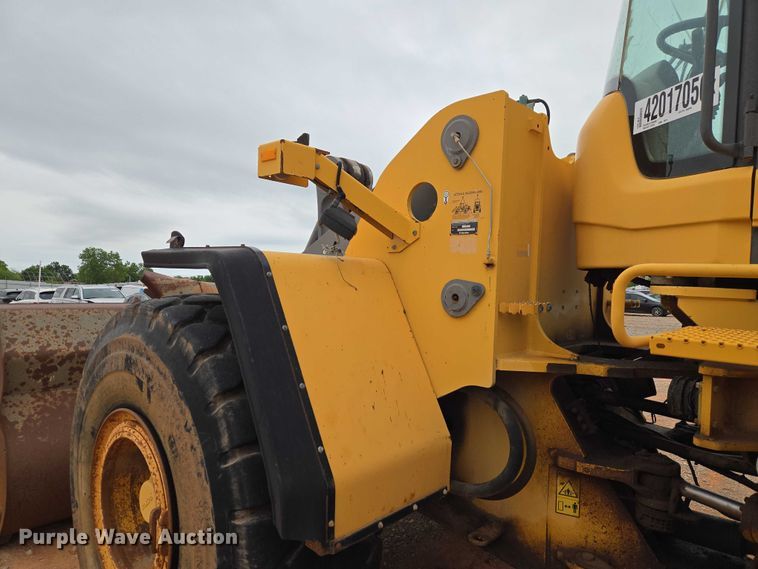 image for item YA2778 2009 Volvo L180F wheel loader