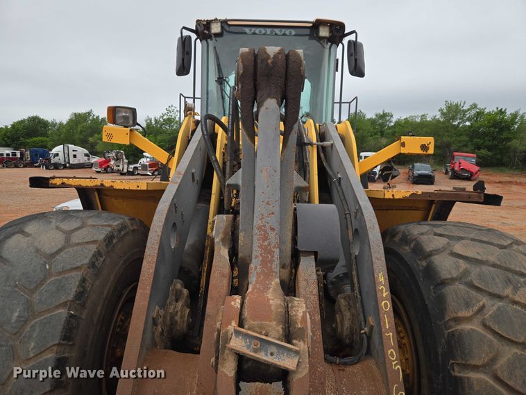 image for item YA2778 2009 Volvo L180F wheel loader