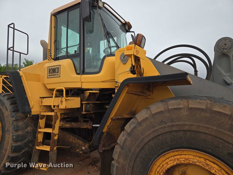 image for item YA2778 2009 Volvo L180F wheel loader