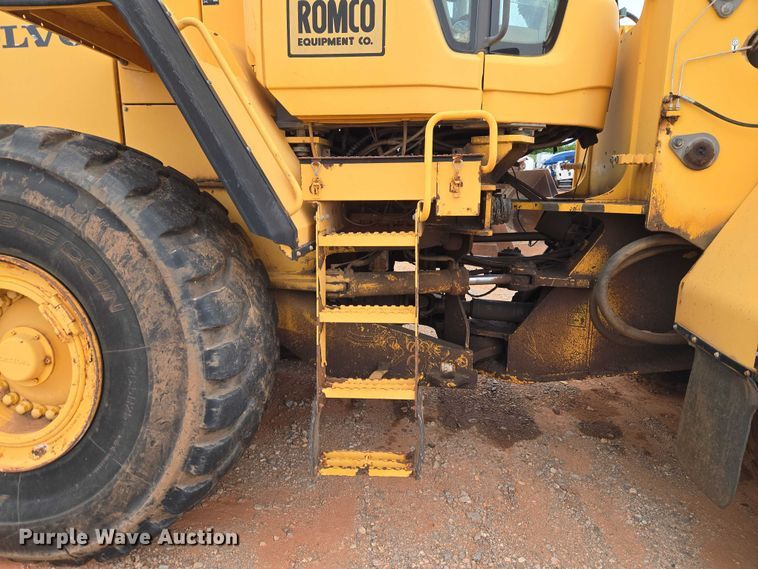 image for item YA2778 2009 Volvo L180F wheel loader
