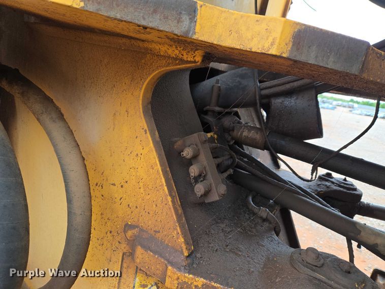 image for item YA2778 2009 Volvo L180F wheel loader