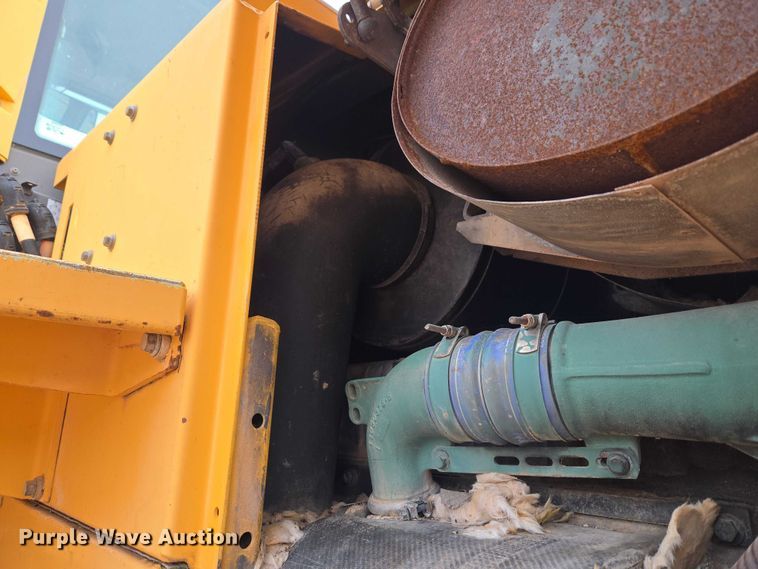 image for item YA2778 2009 Volvo L180F wheel loader