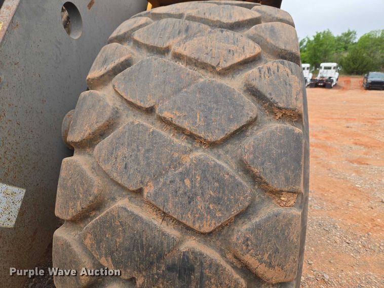image for item YA2778 2009 Volvo L180F wheel loader