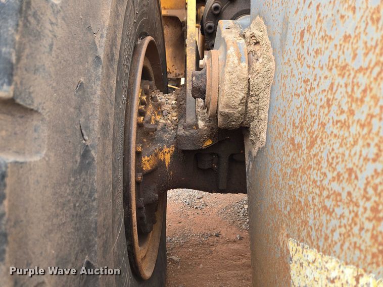 image for item YA2778 2009 Volvo L180F wheel loader