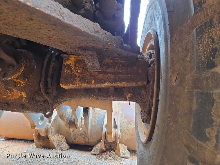 image for item YA2778 2009 Volvo L180F wheel loader