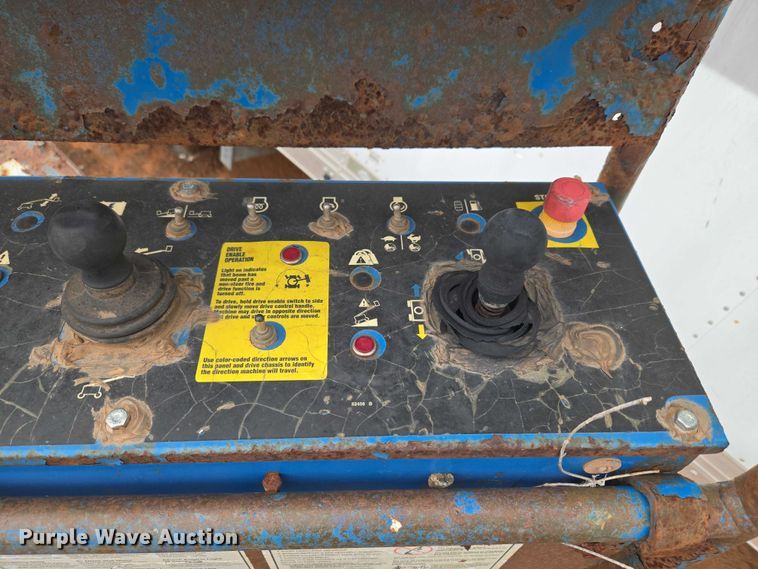 image for item YA2782 2005 Genie S-60 boom lift