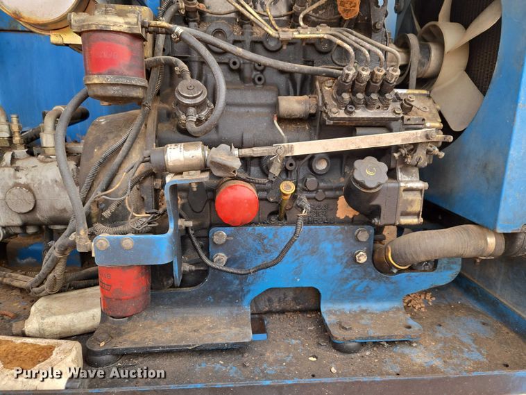 image for item YA2782 2005 Genie S-60 boom lift