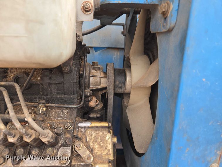 image for item YA2782 2005 Genie S-60 boom lift