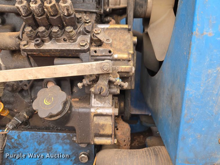 image for item YA2782 2005 Genie S-60 boom lift