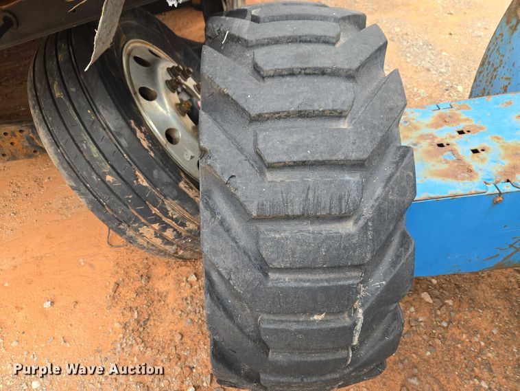 image for item YA2782 2005 Genie S-60 boom lift