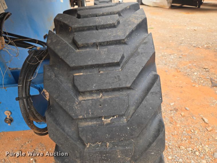 image for item YA2782 2005 Genie S-60 boom lift