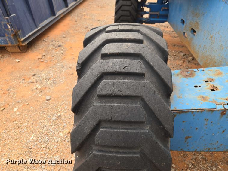 image for item YA2782 2005 Genie S-60 boom lift