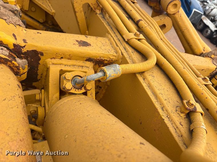 image for item YA2783 1972 Caterpillar 12F rigid frame motor grader