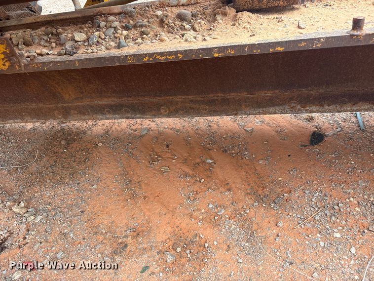image for item YA2783 1972 Caterpillar 12F rigid frame motor grader