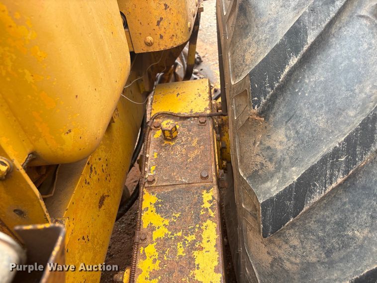 image for item YA2783 1972 Caterpillar 12F rigid frame motor grader