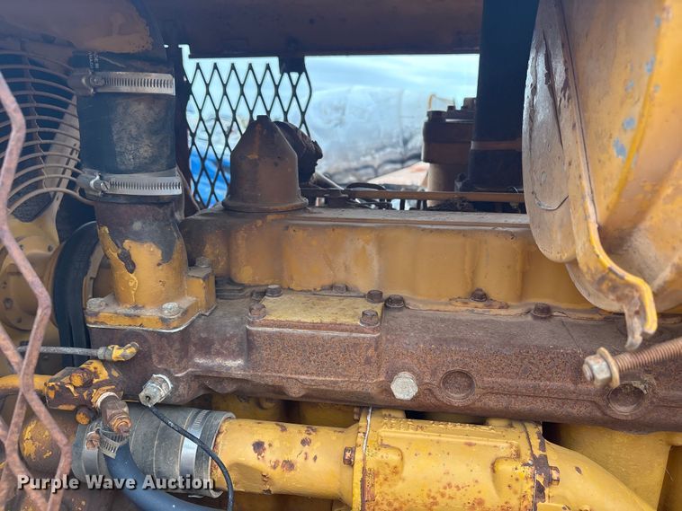 image for item YA2783 1972 Caterpillar 12F rigid frame motor grader