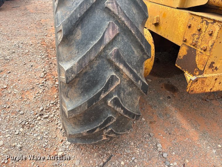 image for item YA2783 1972 Caterpillar 12F rigid frame motor grader