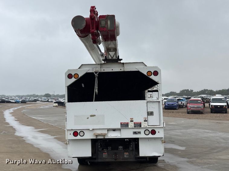 image for item YA2805 2015 Ford F750 Super Duty forestry bucket truck
