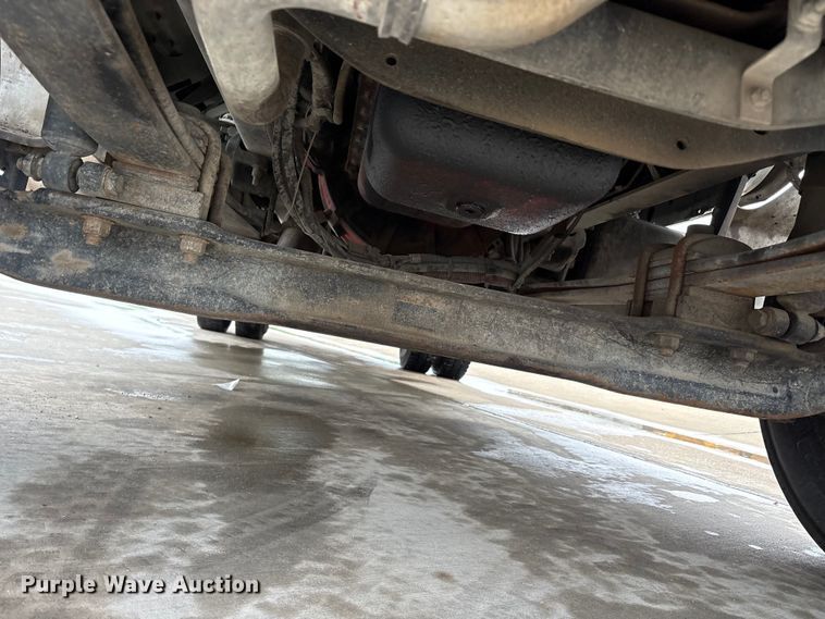 image for item YA2805 2015 Ford F750 Super Duty forestry bucket truck