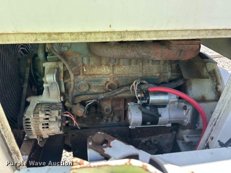 image for item YA2838 2006 Bandit 200 wood chipper