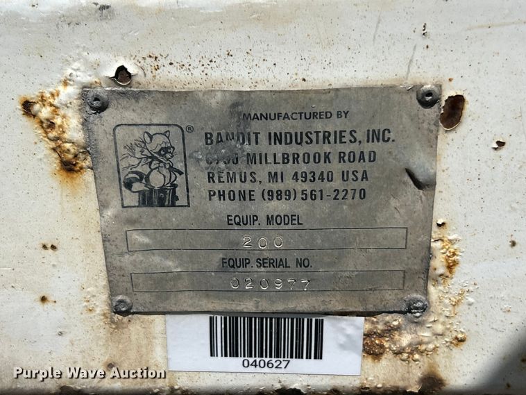 image for item YA2838 2006 Bandit 200 wood chipper