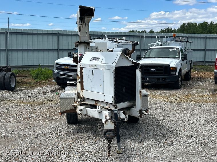 image for item YA2841 2007 Bandit 200 wood chipper