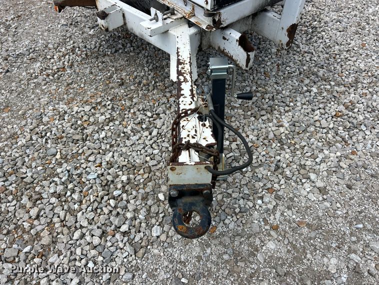 image for item YA2841 2007 Bandit 200 wood chipper