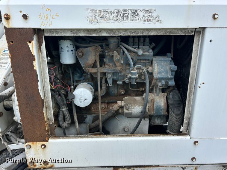 image for item YA2841 2007 Bandit 200 wood chipper