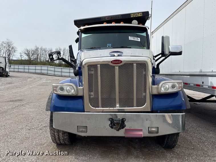 image for item YA2873 2018 Peterbilt 567 dump truck